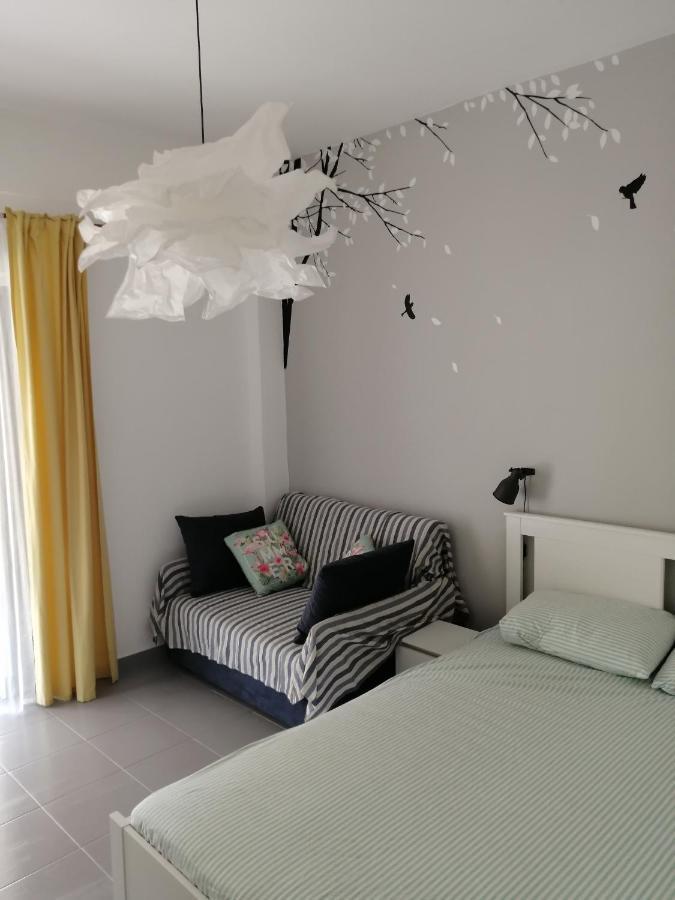 Elef Apartment Paralia Dionysiou Ngoại thất bức ảnh